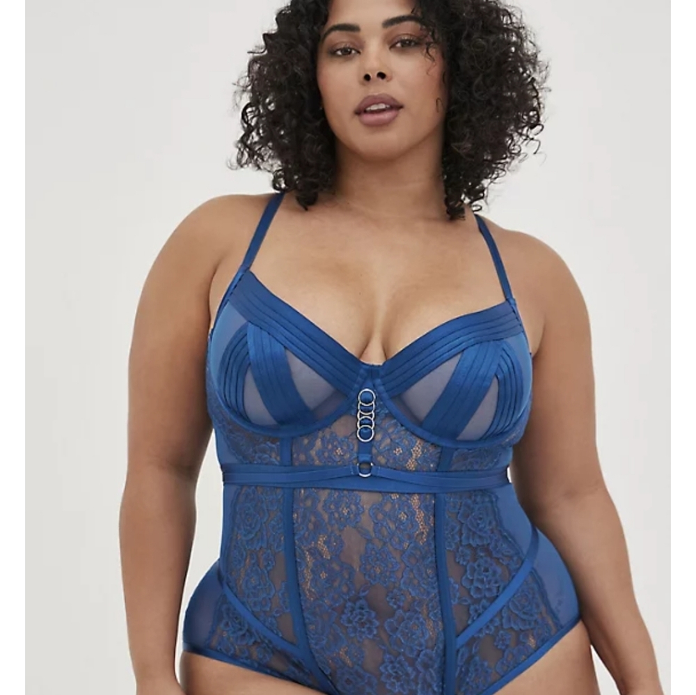 Torrid Cutout Cage Underwire Bodysuit- Lace Blue, Size 5, NWT
